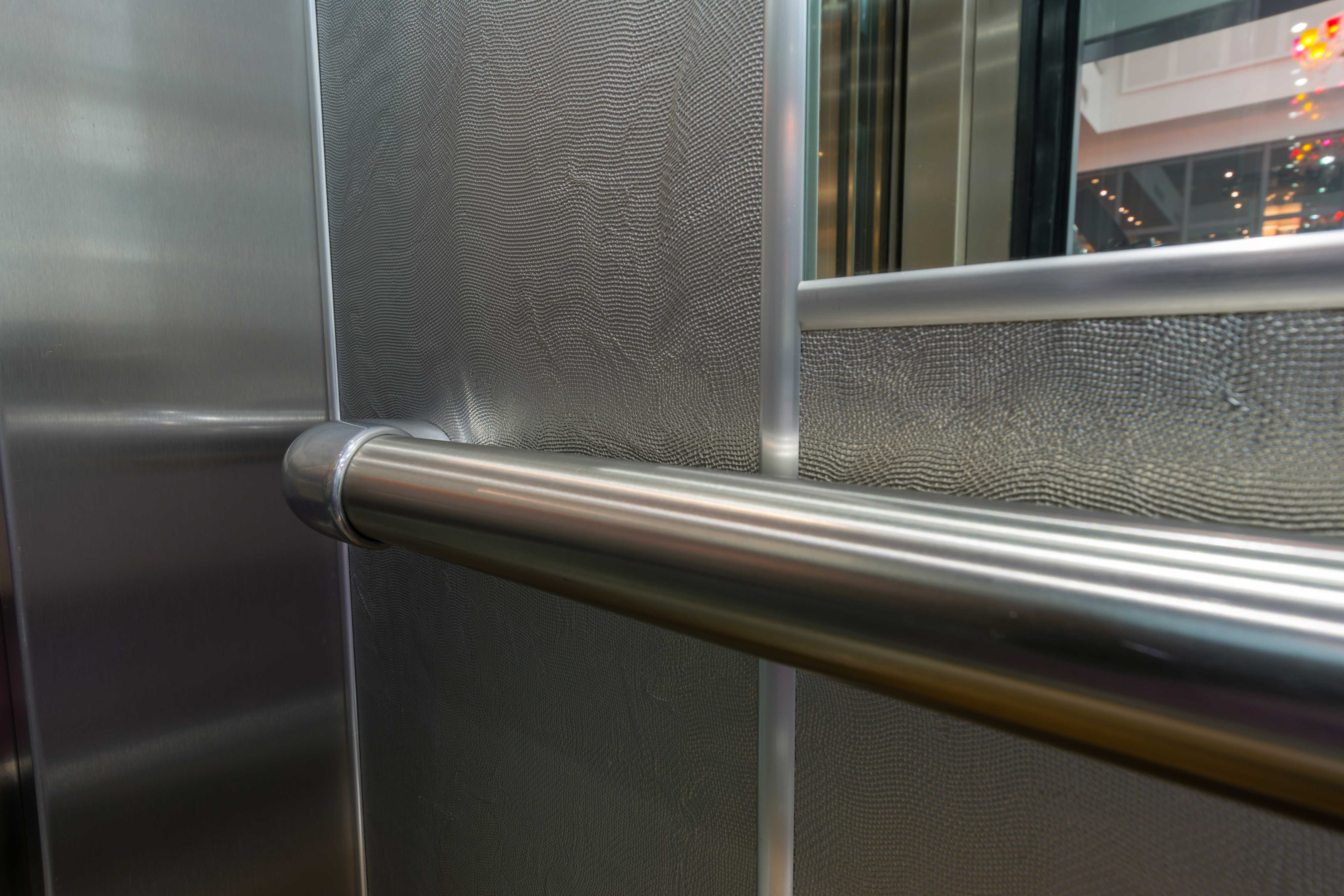 Habillage cabine ascenseur ACAF