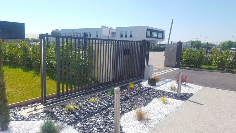 Portail coulissant acaf lyon