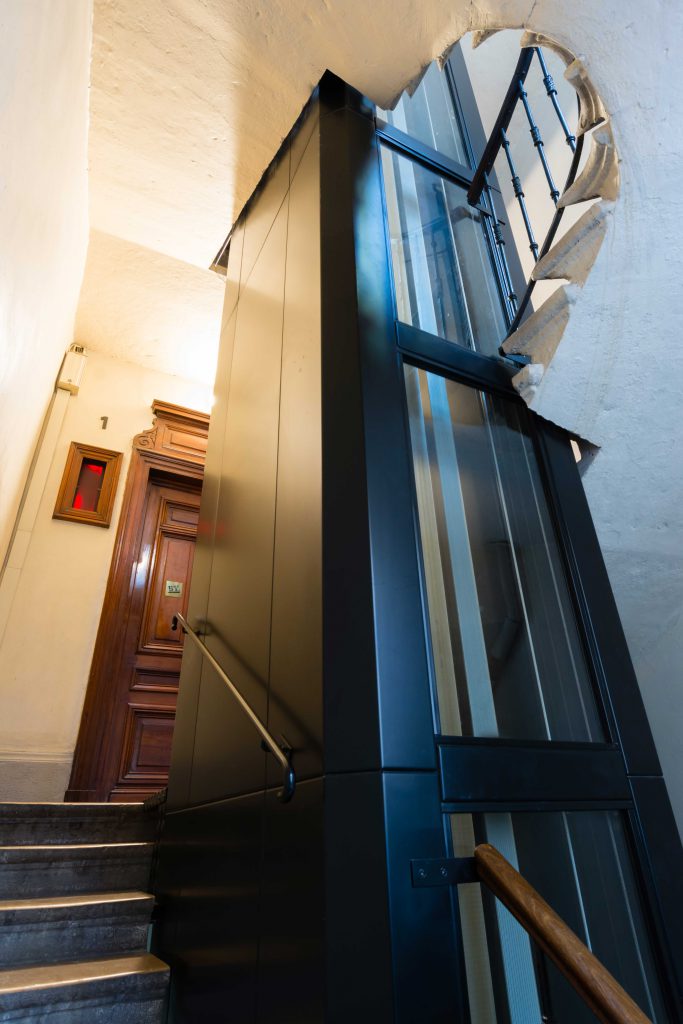 Découpe escalier pour installation ascenseur acaf